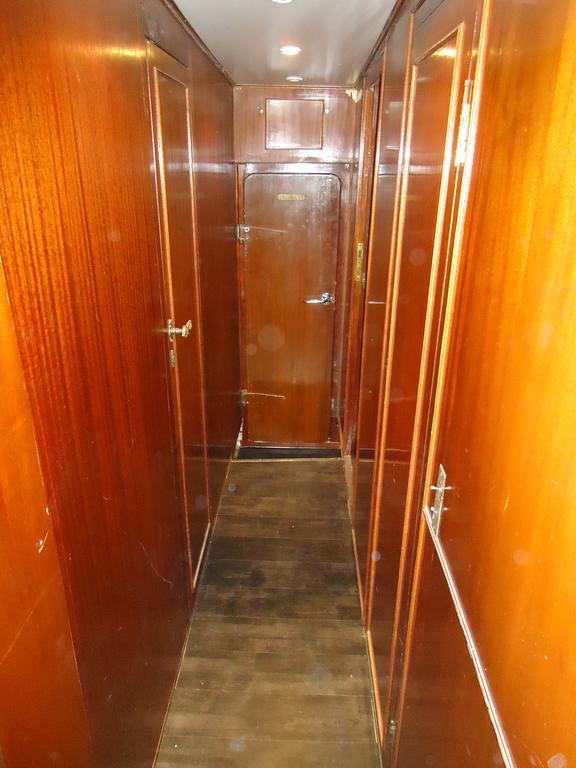 Yacht Bateau Moteur Benetti 19M Hotel Sete Ngoại thất bức ảnh